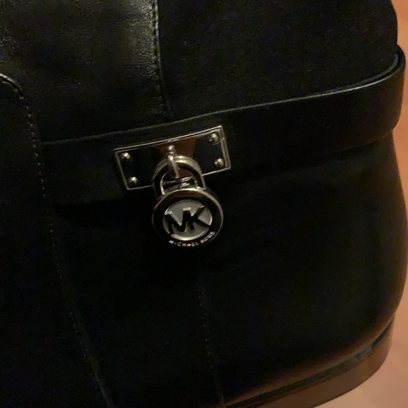High Black fashion boots Michael Kors barely used. Great condition - Picture 3 of 4